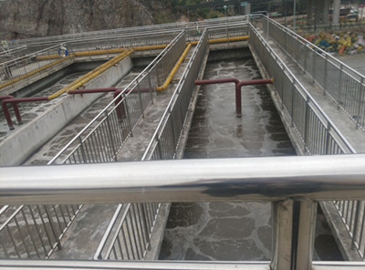 降低氨氮的方法處理現(xiàn)場(chǎng)